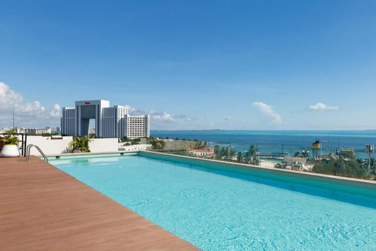 Spectacular View 2Br Apartment - Rooftop Pool Cancun